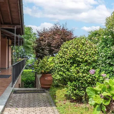 Holiday home Begonia