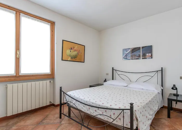 Begonia Holiday home