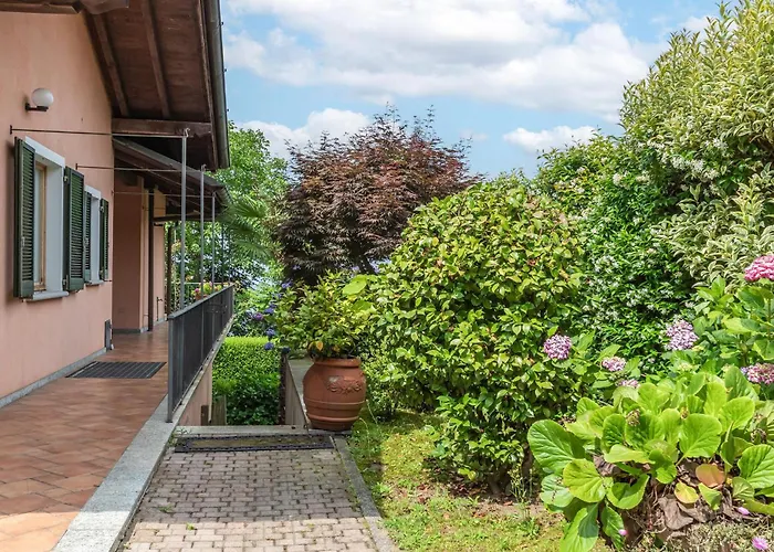 Holiday home Begonia